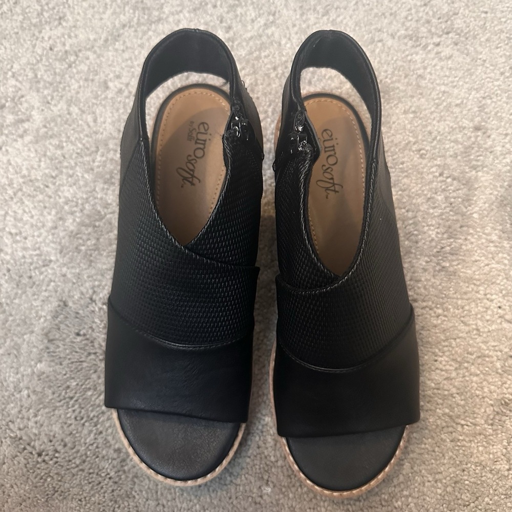 Sofft Natalia Womens Sz 6 Black  Zip Open Toe 1" Heeled Sandals Mules $128 EUC